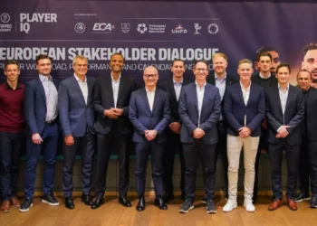 La reunión entre el sindicato mundial de futbolistas, UEFA y la las ligas europeas. Foto: @FIFPRO en X.