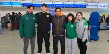 Los karatecas bolivianos que se entrenan en Asunción y que competirán en el Panamericano Junior (Feboka).