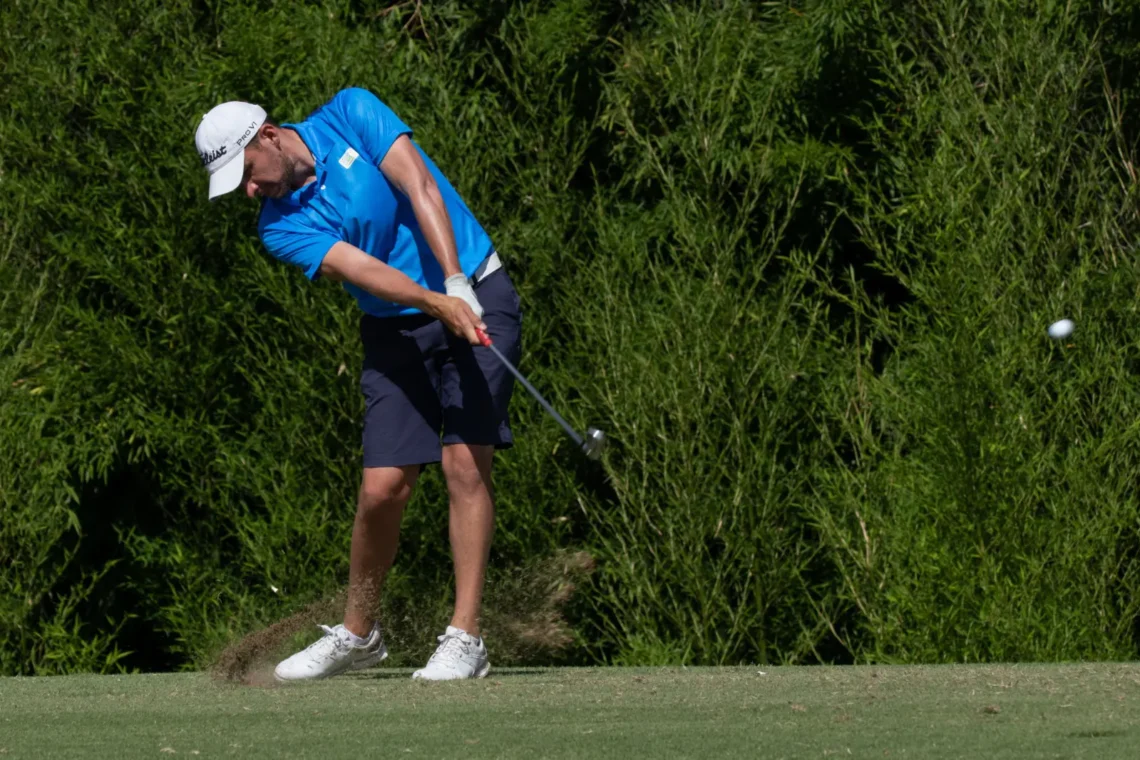 El golfista boliviano José Luis Montaño en competencias anteriores  (Federación Boliviana de Golf)