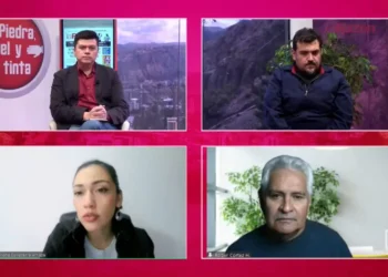 Carlos Saavedra, Adriana Salvatierra y Roger Cortez en entrevista con Piedra, Papel y Tinta de La Razón.