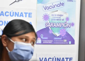 Campañas intensas de vacunación se realizan contra el brote. Foto: APG.