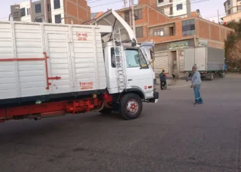 Uno de los puntos de bloqueo. Foto: Radio Global Sucre.
