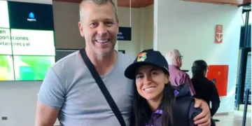 María Cristina Gálvez en su arribo a Bolivia