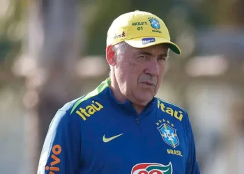 Carlo Ancelotti con la selección de Brasil