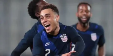 Serginho Dest en un entrenamiento de Estados Unidos