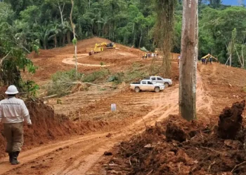 El inicio de la construcción de caminos en Mayaya. Foto: YPFB.