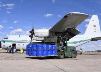El aceite de Emapa llegó desde Santa Cruz. Foto: Bolivia Tv.