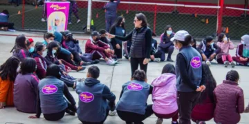 Un taller de prevención de violencia en colegios. FOTO Unifranz