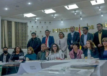 Conferencia de la ministra de Salud, María Renée Castro, con representantes de los nueve sedes. FOTO: Ministerio de Salud
