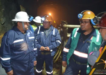 La visita del ministro Santos a la Empresa Minera de Huanuni. Foto: Ministerio de Minería.