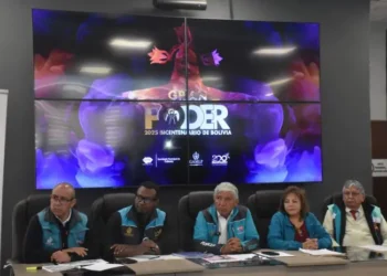 Conferencia de prensa de autoridades de la Alcaldía de La Paz. FOTO: GAMLP