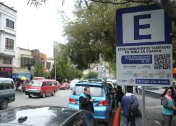 Uno de los parqueos tarifados en La Paz. FOTO: GAMLP