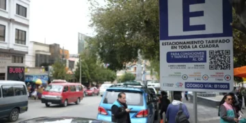 Uno de los parqueos tarifados en La Paz. FOTO: GAMLP