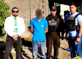 Un hombre fue aprehendido por portar material de pornografía infantil. FOTO: RRSS