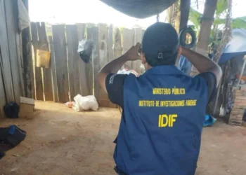 Personal del IDIF realiza las pesquisas del caso. FOTO: RRSS