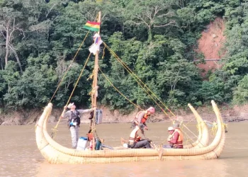 La Armada colabora con la expedición/Armada Boliviana