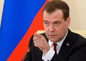 Dimitri Medvedev hizo una advertencia a Trump/RRSS Medvedev