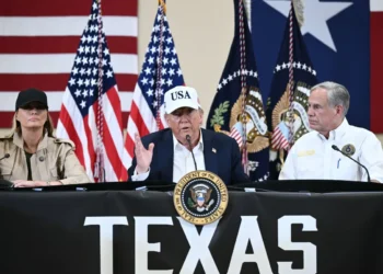 Trump se reunió con los equipos de emergencia/AFP