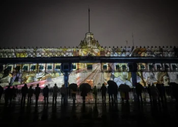 Un 'videomapping' inauguró los festejos por el establecimiento de los mexicas/AFP
