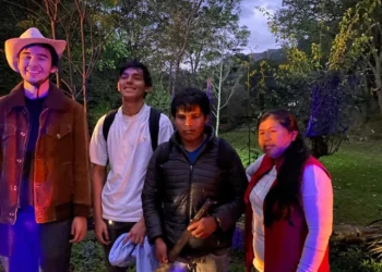 Los jóvenes fueron rescatadas por comunarios de la zona.