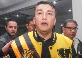 Daniel Terrazas durante su posesión como presidente stronguista (APG).