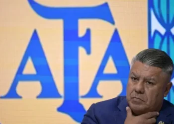 El presidente de la Asociación del Fútbol Argentino (AFA), Claudio Tapia, durante una conferencia de prensa. (FOTO: AFP)