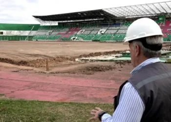 Obras en el estadio 'Tahuichi' Aguilera para la final única de la Sudamericana
