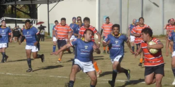 Sotelo, wing de La Paz R.C. anota el tercer try. (Ricardo Bajo)