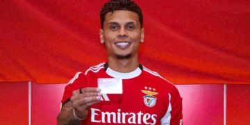 Richard Ríos en su presentación con el SL Benfica