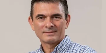 Rodrigo Paz: exdiputado, exalcalde de Tarija, actual senador desde 2020 y candidato presidencial del PDC.
