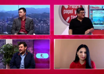 Luciana Jáuregui, Carlos Saavedra y Armando Ortuño en entrevista con Piedra, Papel y Tinta de La Razón.