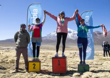 Una escena de la premiación de las ganadoras. (Skyrunning Bolivia=
