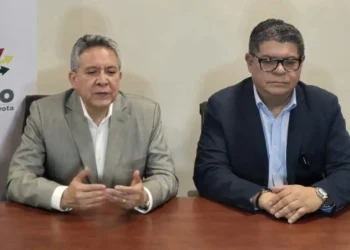 Los presidentes de la CEPB y CNC informan cuándo y dónde será el debate. Foto: CEPB.