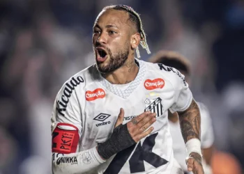 Neymar marca su primer gol en el Brasileirao. (FOTO: Santos Futebol Clube)