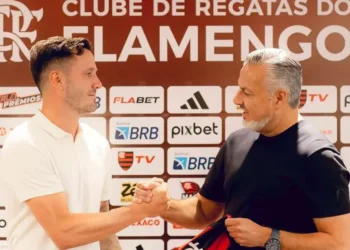 Saúl Ñíguez, en su presentación como jugador del Flamengo. (FOTO: Flamengo)