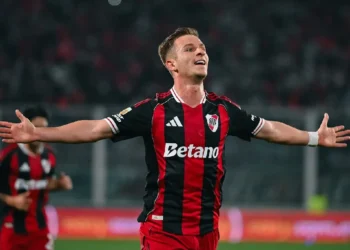 Giuliano Galoppo anota el último gol para la victoria de River Plate. (FOTO: Club Atlético River Plate)