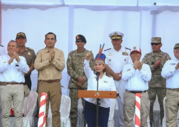 Boluarte visitó la isla en disputa con Colombia/Presidencia de Perú