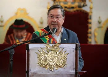 Arce durante su discurso por el Bicentenario. Foto: Facebook Lucho Arce.