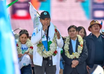 El candidato presidencial de Alianza Popular, Andrónico Rodríguez, en su cierre de campaña.
Foto: Andrónico Rodríguez