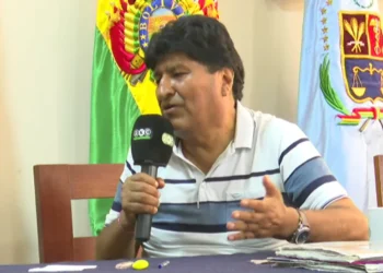 El expresidente Evo Morales participa en radio kawsachun Coca.