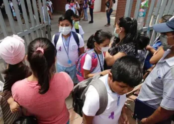 Estudiantes de Santa Cruz de la Sierra retoman clases presenciales. FOTO: RRSS