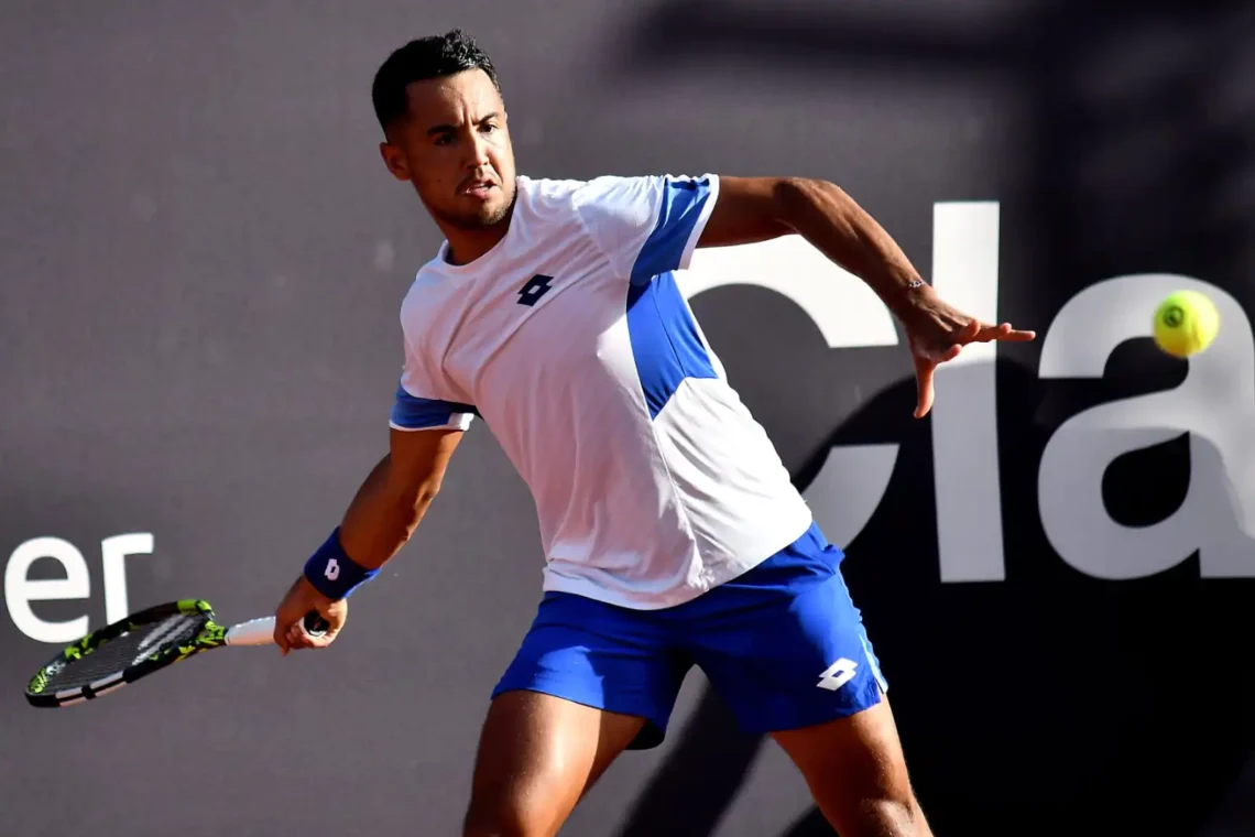 El tenista beniano Hugo Dellien en plenom partido