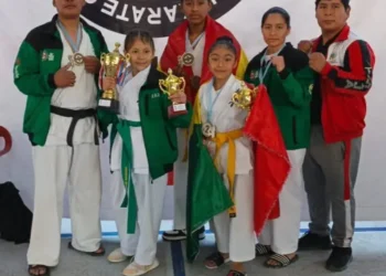 Los karatecas bolivianos que se destacaron en Chile (Feboka)