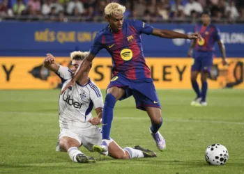 El delantero español del Barcelona, Lamine Yamal, en el partido contra el Como en el trofeo Gamper. (FOTO: AFP)