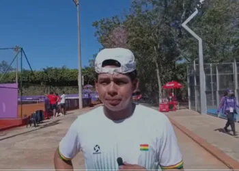 El tenista boliviano Santiago Lora cuenta su participación en Asunción (COB)