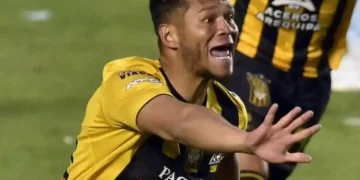 Rolando Blackburn en The Strongest