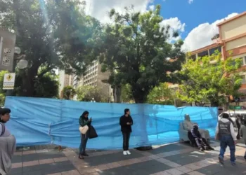 El prado paceño será cerrado por tramos por trabajos de desratización y mantenimiento de áreas verdes. FOTO: GAMLP