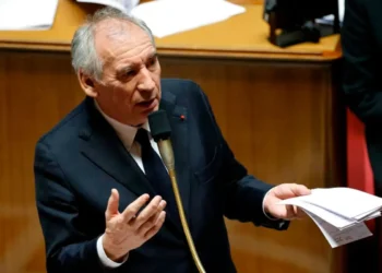 bayrou_afp.jpg