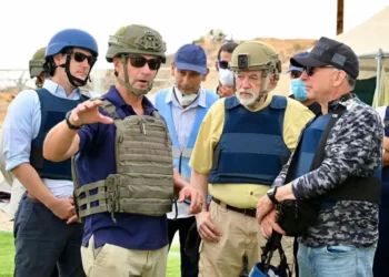 Steve Witkoff (der.) en Israel. Foto: RRSS