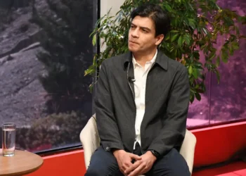 El presidente de la Cámara Departamental del Libro de La Paz, Fernando Barrientos, en entrevista con Piedra, Papel y Tinta de La Razón.